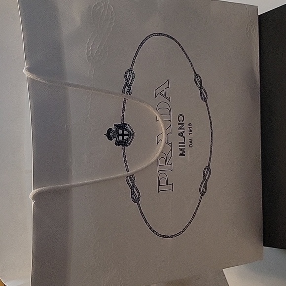 Prada kit package - Picture 5 of 6